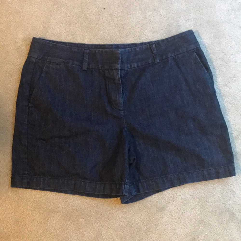 Ann Taylor Loft shorts, size 8